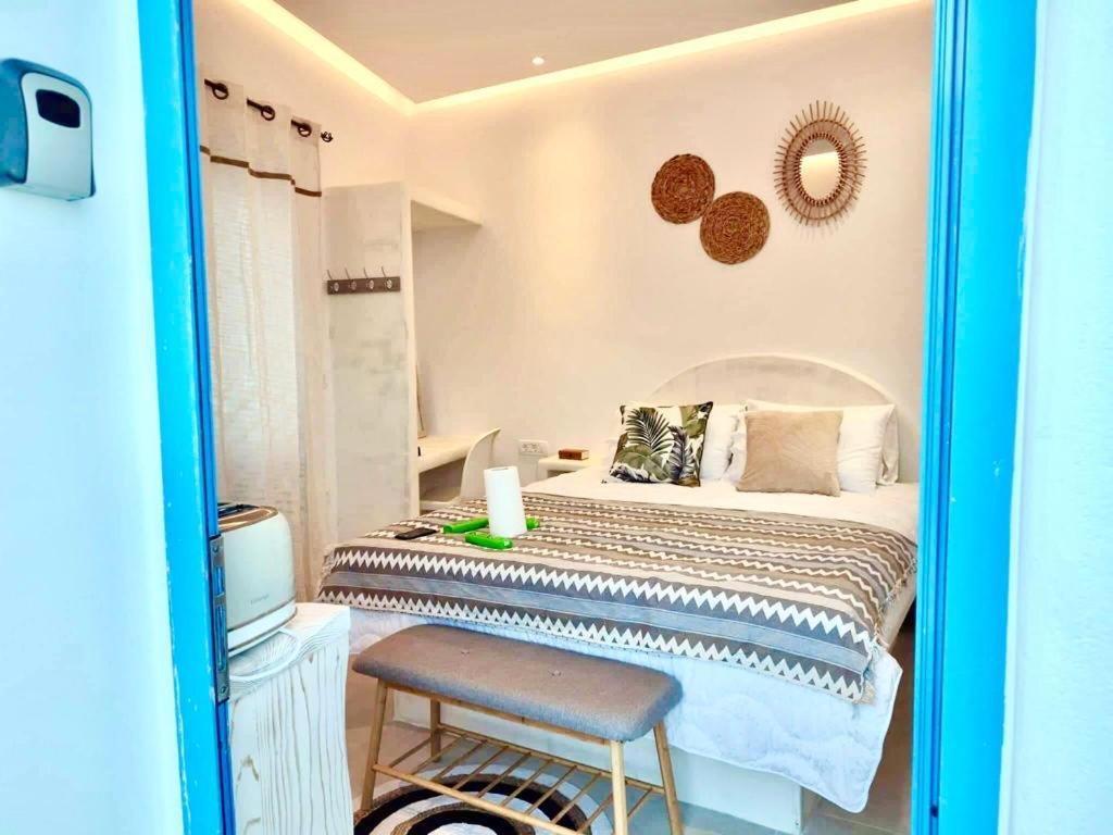 Oldtown Suites Fira Exterior foto