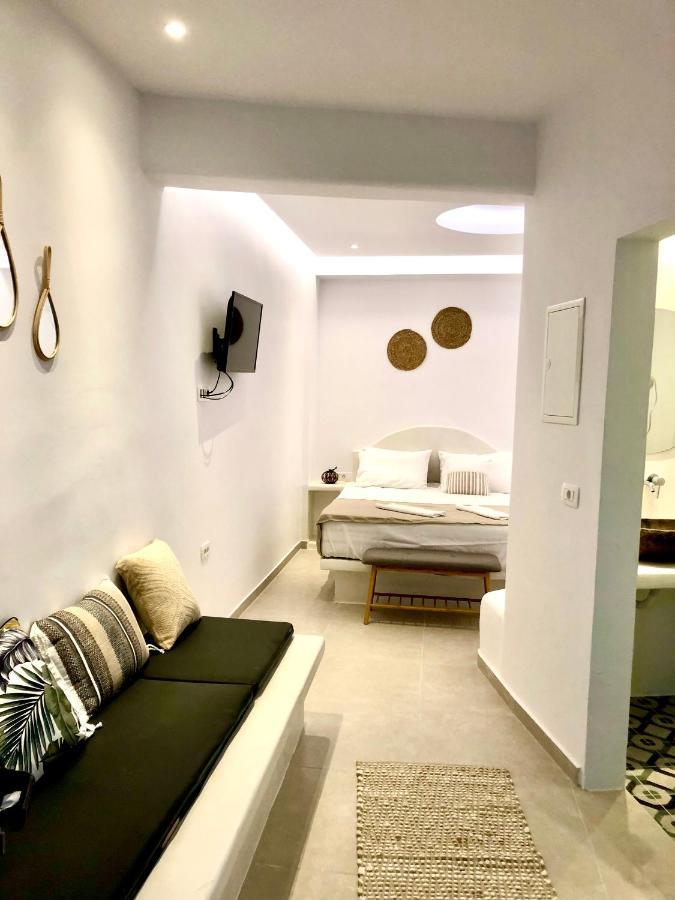 Oldtown Suites Fira Exterior foto